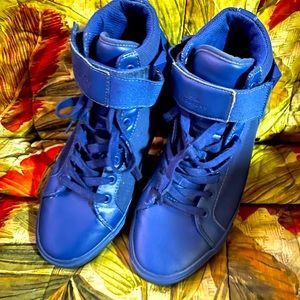 Bershka Blue High Top Be a Good One Sneakers sz 10